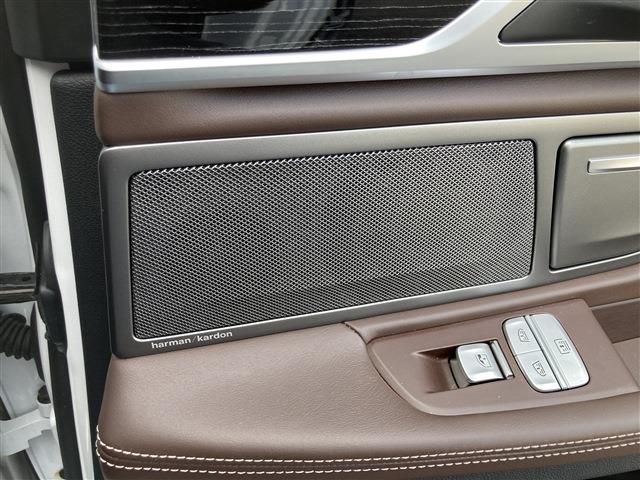 Bmw 7 SERIES 2018-06 9619-15