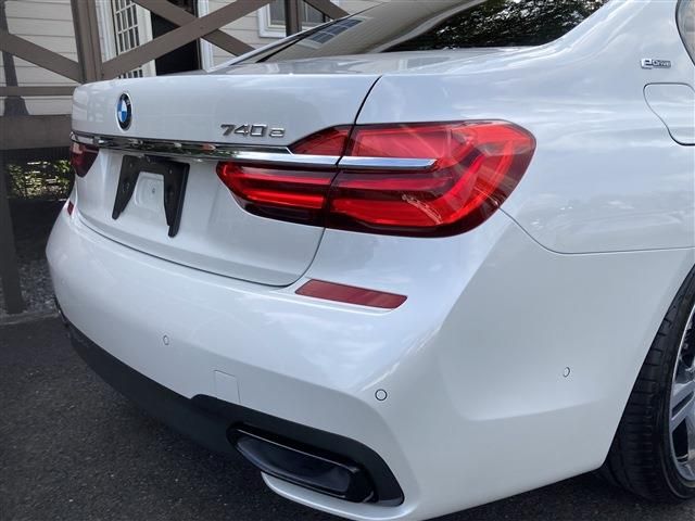 Bmw 7 SERIES 2018-06 9619-4