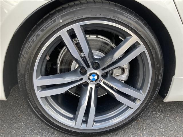 Bmw 7 SERIES 2018-06 9619-10