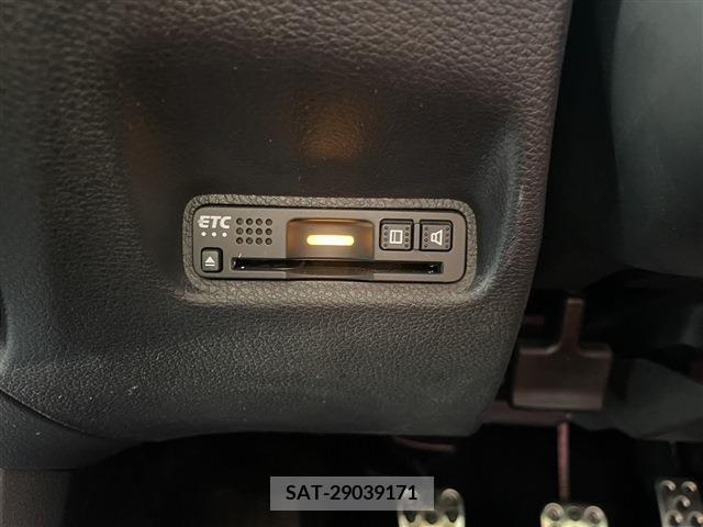 Honda CIVIC 2018-03 357941-12
