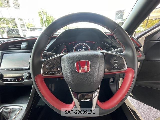 Honda CIVIC 2018-03 357941-14