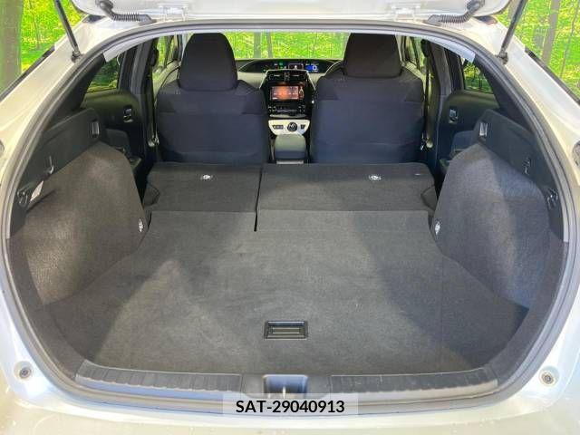 Toyota PRIUS 2018-06 206377-10