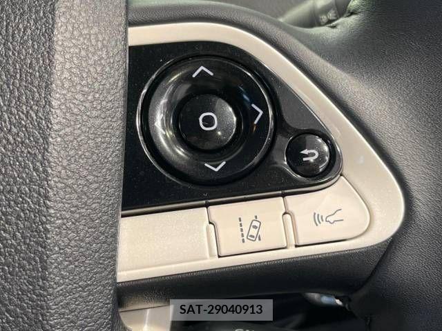 Toyota PRIUS 2018-06 206377-4