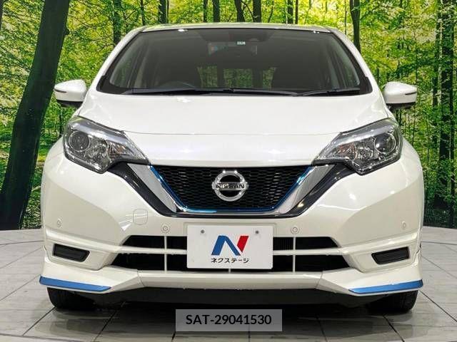 Nissan NOTE 2018-12 305447-14