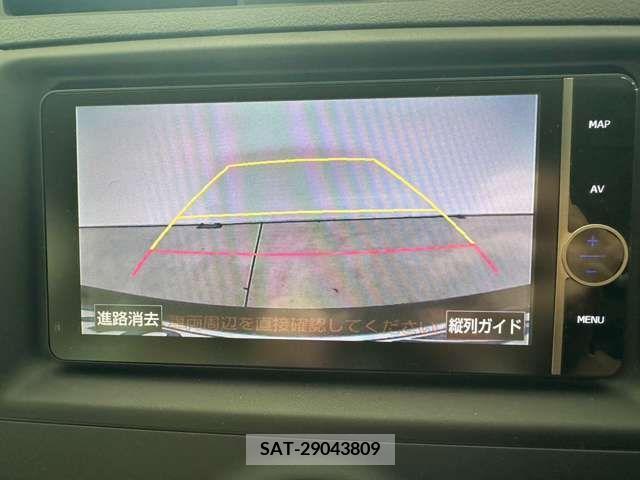 Toyota MARK X 2013-02 276293-15