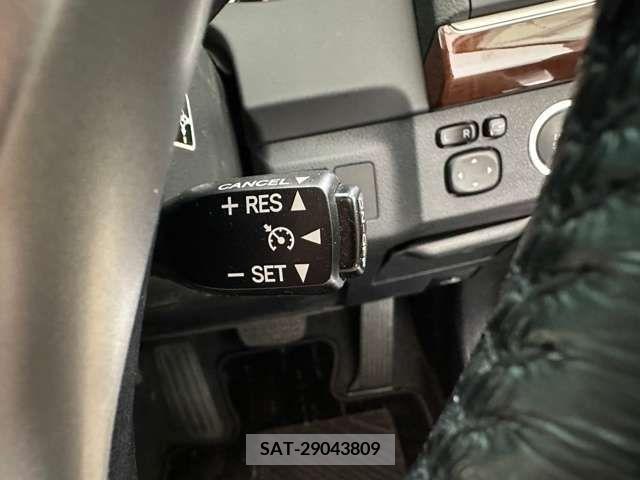 Toyota MARK X 2013-02 276293-12
