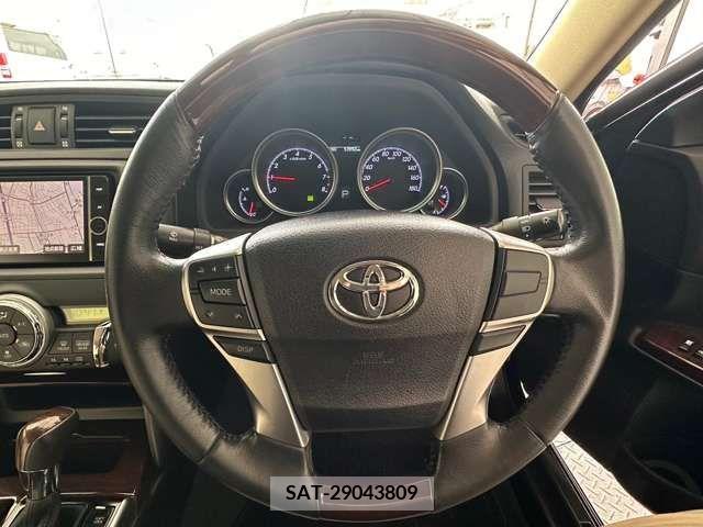 Toyota MARK X 2013-02 276293-10