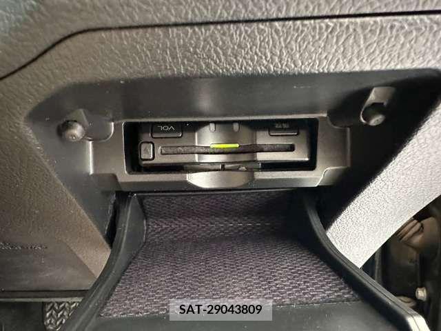 Toyota MARK X 2013-02 276293-18