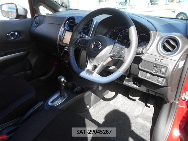 Nissan NOTE 2018-10 392894-22