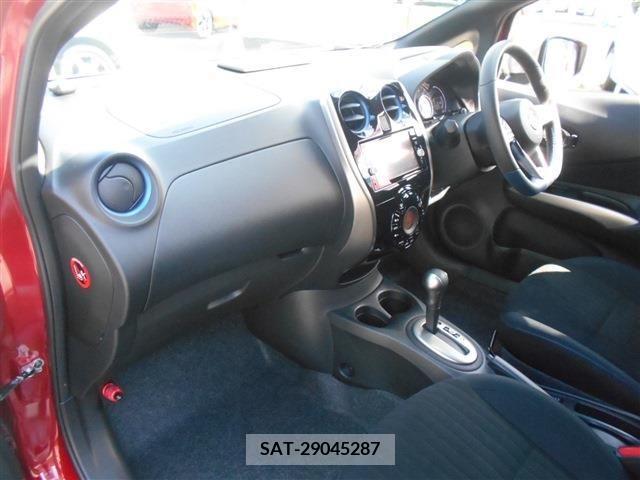 Nissan NOTE 2018-10 392894-24