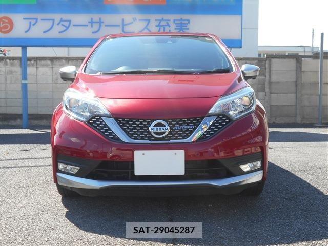 Nissan NOTE 2018-10 392894-1