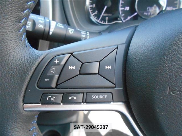 Nissan NOTE 2018-10 392894-13