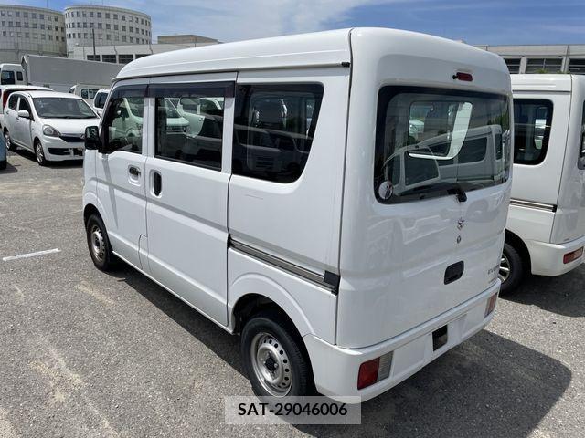 Suzuki EVERY 2016-05 354963-2