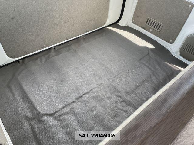 Suzuki EVERY 2016-05 354963-17