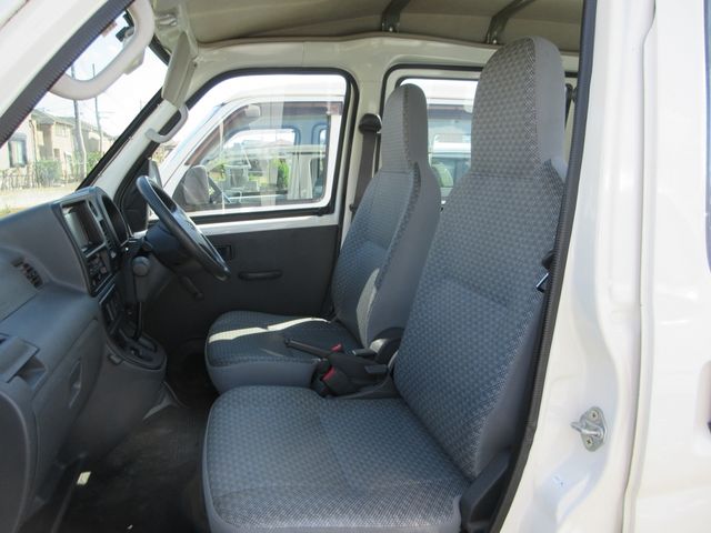 Daihatsu HIJET CARGO 2015-06 16426-11