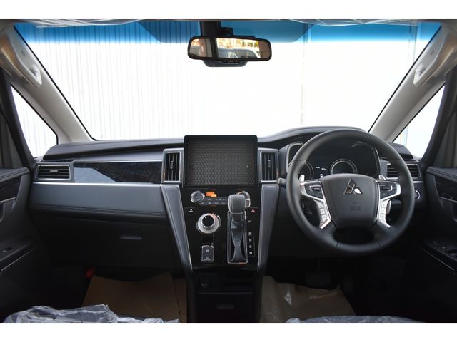 Mitsubishi DELICA D5 2022-12 2239-2