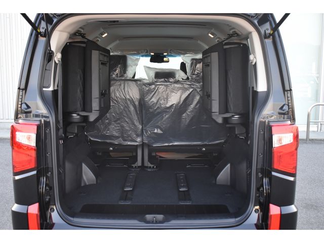 Mitsubishi DELICA D5 2022-12 2239-22