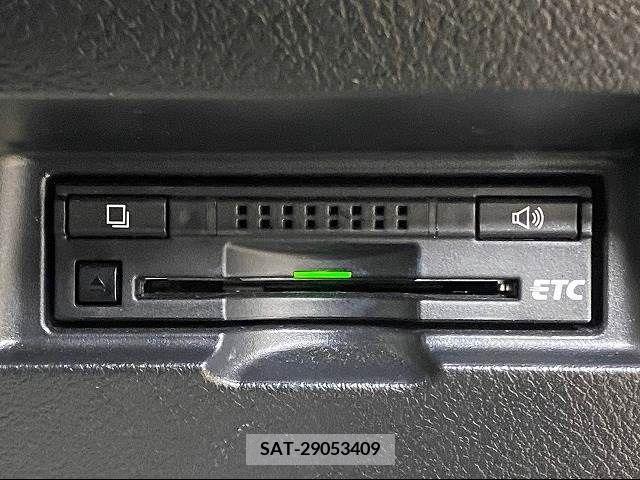 Toyota VITZ 2014-12 211537-7