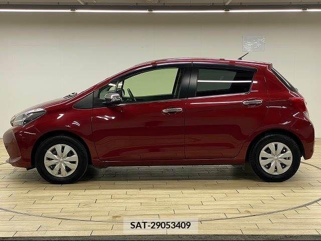 Toyota VITZ 2014-12 211537-12