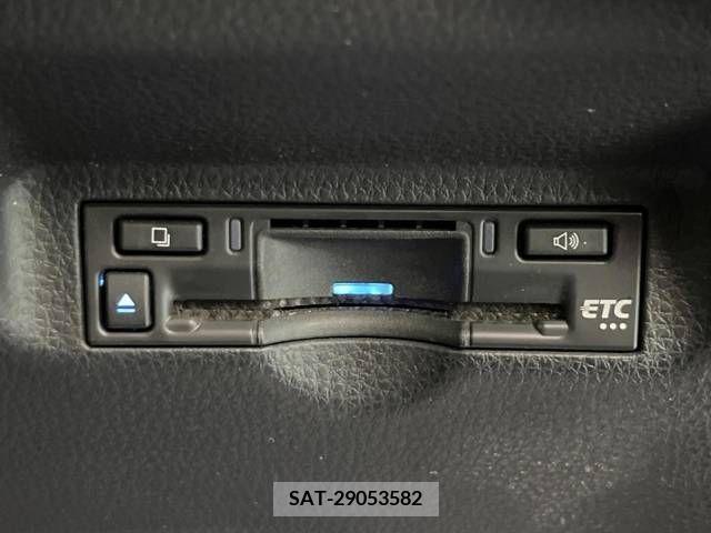 Toyota SIENTA 2022-11 313269-5