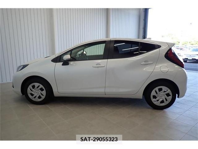 Toyota AQUA 2021-11 356099-19