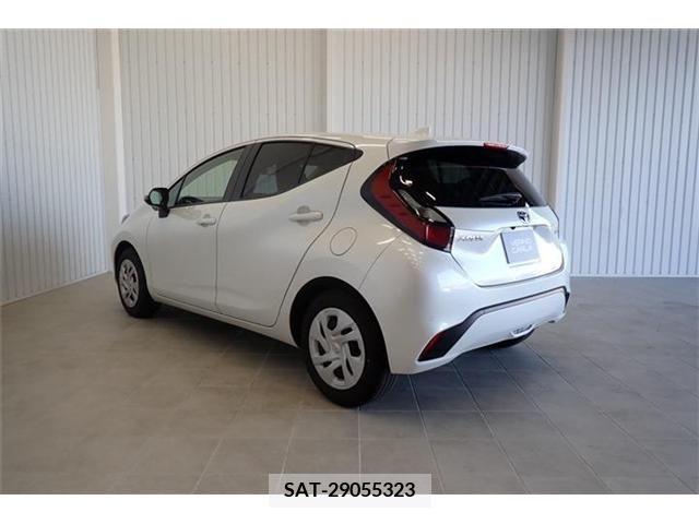 Toyota AQUA 2021-11 356099-4