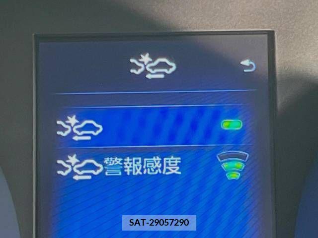 Toyota C-HR 2019-07 233573-4