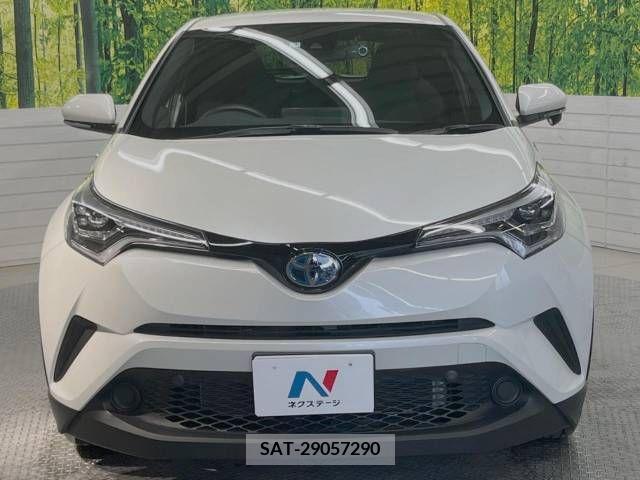 Toyota C-HR 2019-07 233573-14