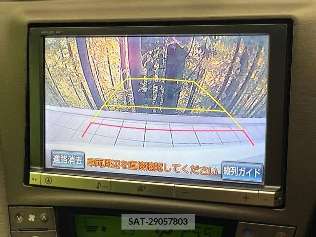 Toyota PRIUS 2013-06 341574-3