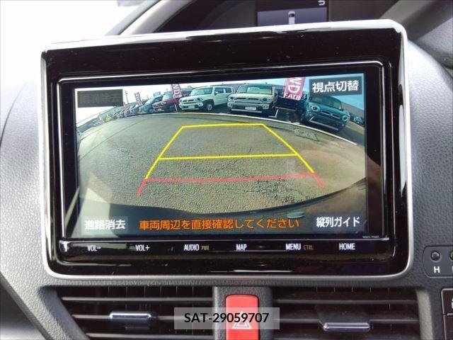 Toyota VOXY HYBRID 2018-10 376656-11
