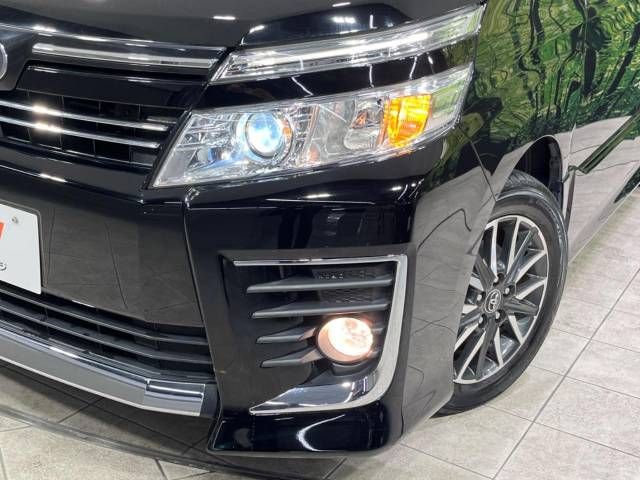 Toyota VOXY 2015-09 23369-13