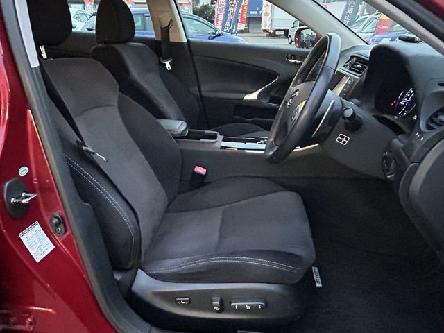 Lexus IS 2010-12 195864-9