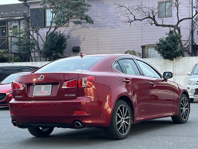 Lexus IS 2010-12 195864-4