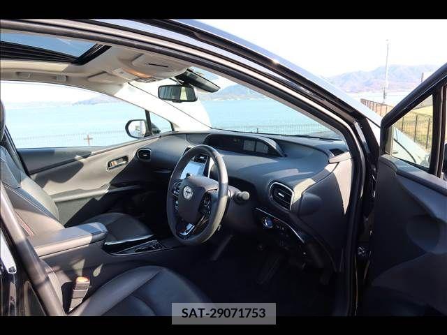 Toyota PRIUS 2021-08 251484-13