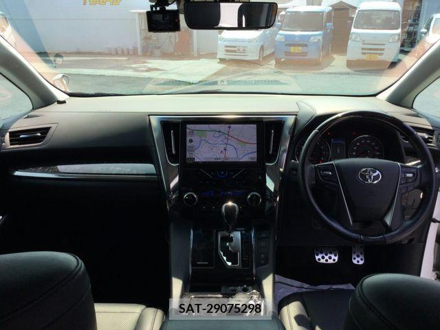 Toyota ALPHARD 2018-09 299445-1
