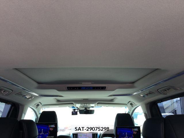 Toyota ALPHARD 2018-09 299445-14