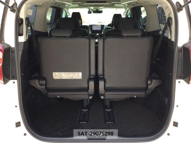 Toyota ALPHARD 2018-09 299445-13