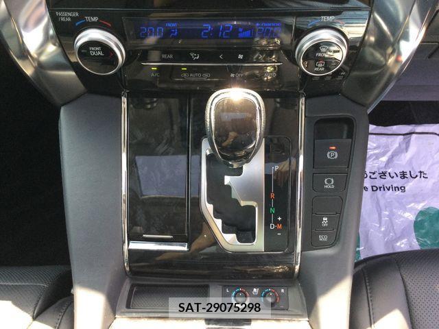 Toyota ALPHARD 2018-09 299445-16