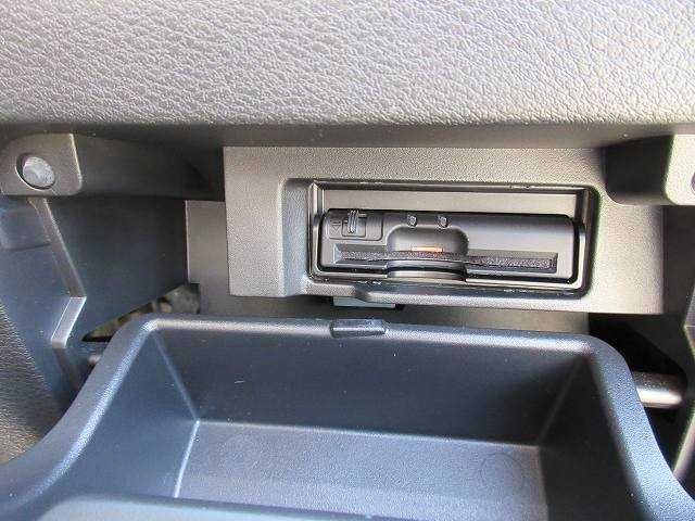 Nissan SERENA 2019-01 190187-12