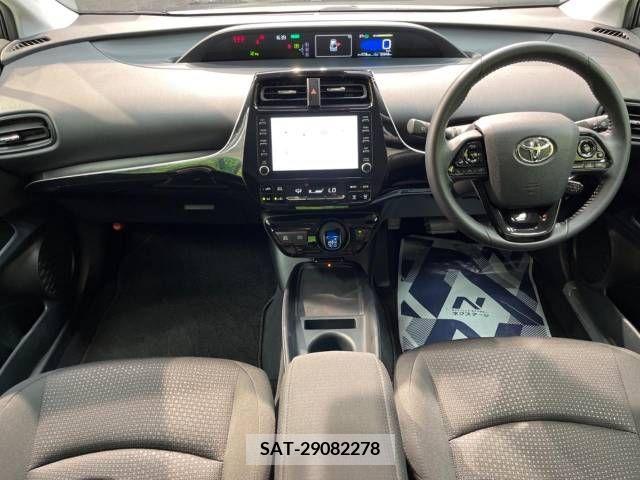 Toyota PRIUS 2022-07 322522-1