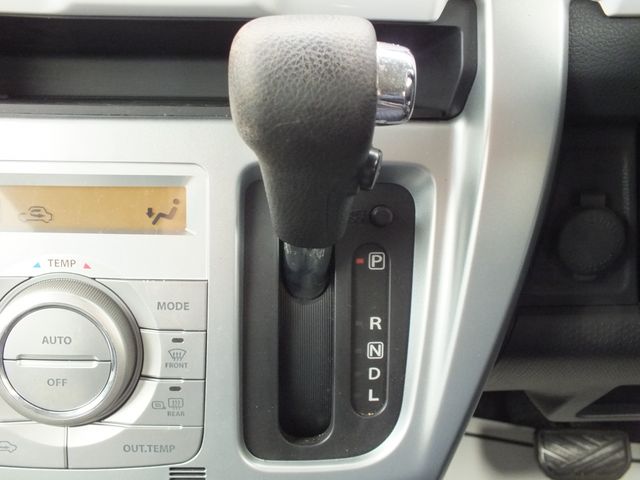 Suzuki HUSTLER 2015-03 28914-20