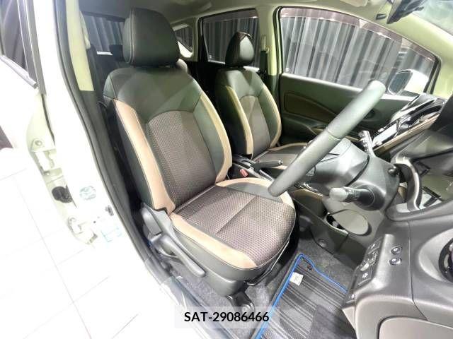 Nissan NOTE 2017-09 384997-8