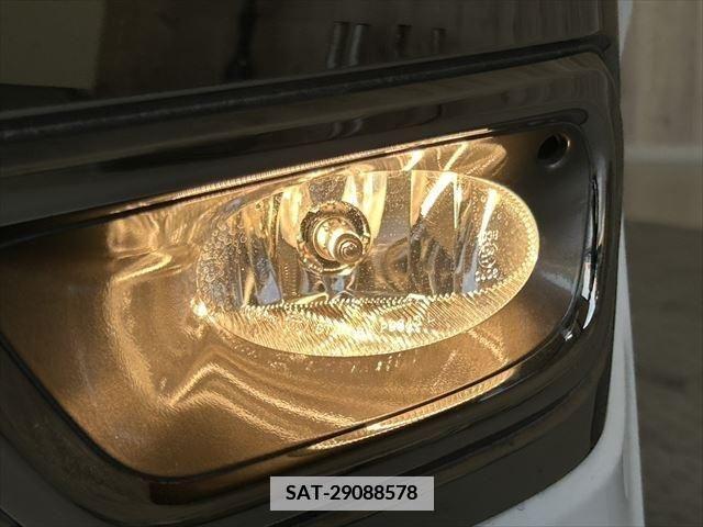 Honda e 2012-06 379045-14