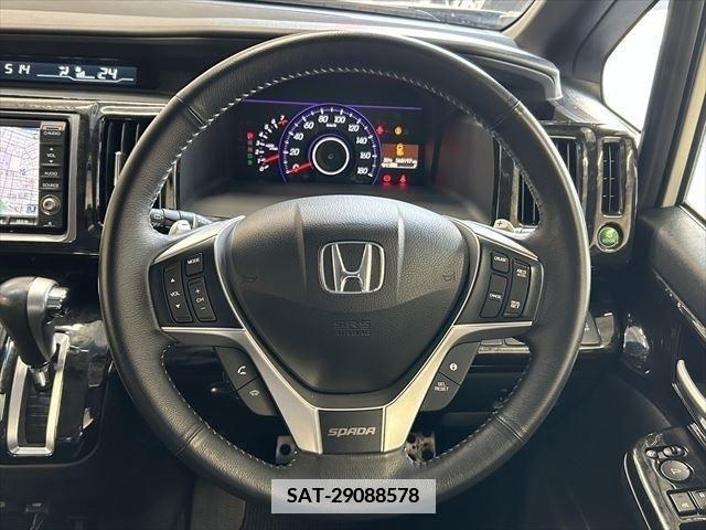 Honda e 2012-06 379045-12