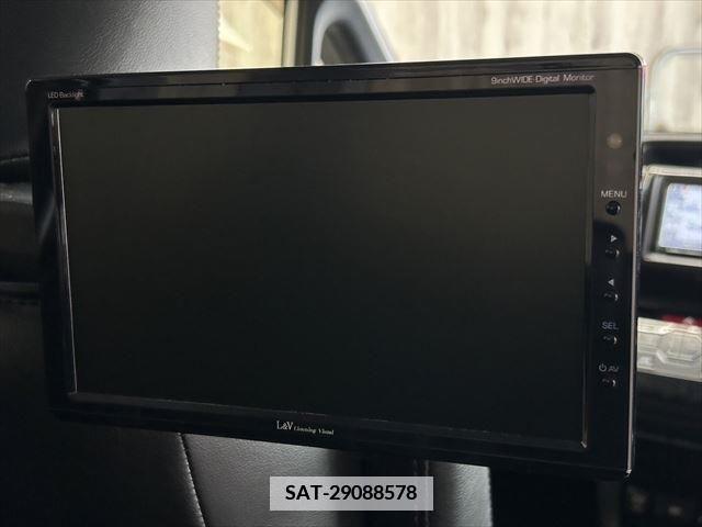 Honda e 2012-06 379045-4
