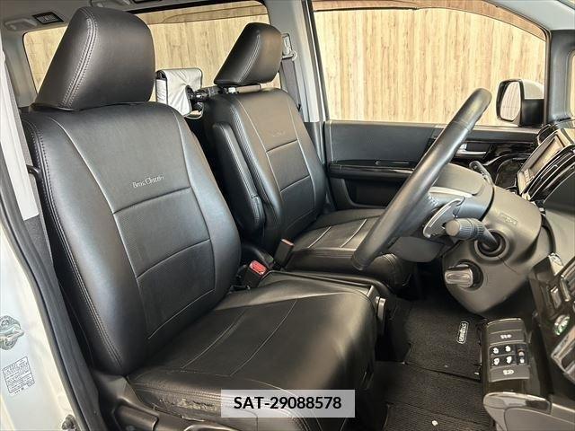 Honda e 2012-06 379045-8