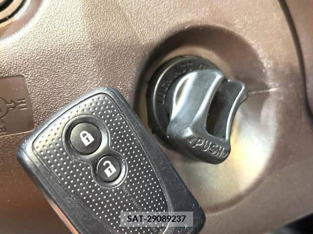 Toyota PASSO 2015-08 308637-5