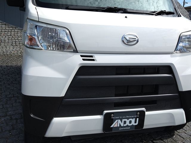 Daihatsu HIJET CARGO 2018-01 15573-4