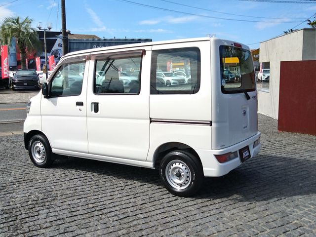 Daihatsu HIJET CARGO 2018-01 15573-3