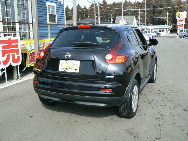 Nissan JUKE 2012-01 1227-2